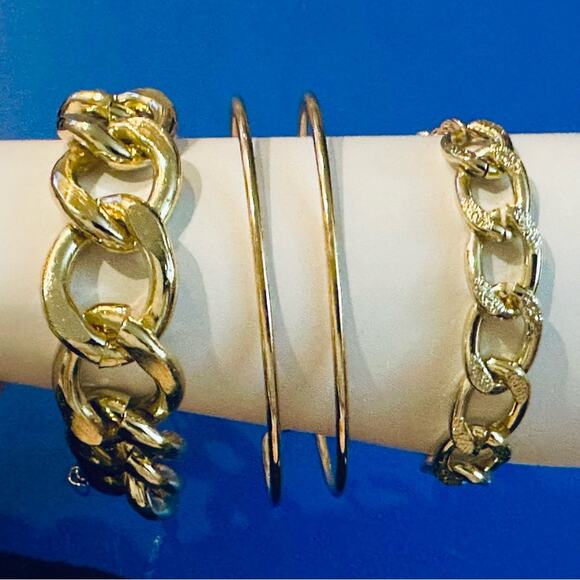 Gold Stack of 3 Chunky Bracelets - Picture 1 of 3